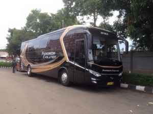 Bus Pariwisata Andromeda
