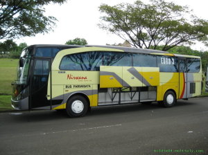 Bus Wisata Nirwana