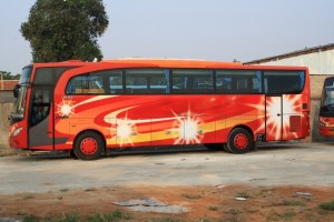 Bus Wisata - William